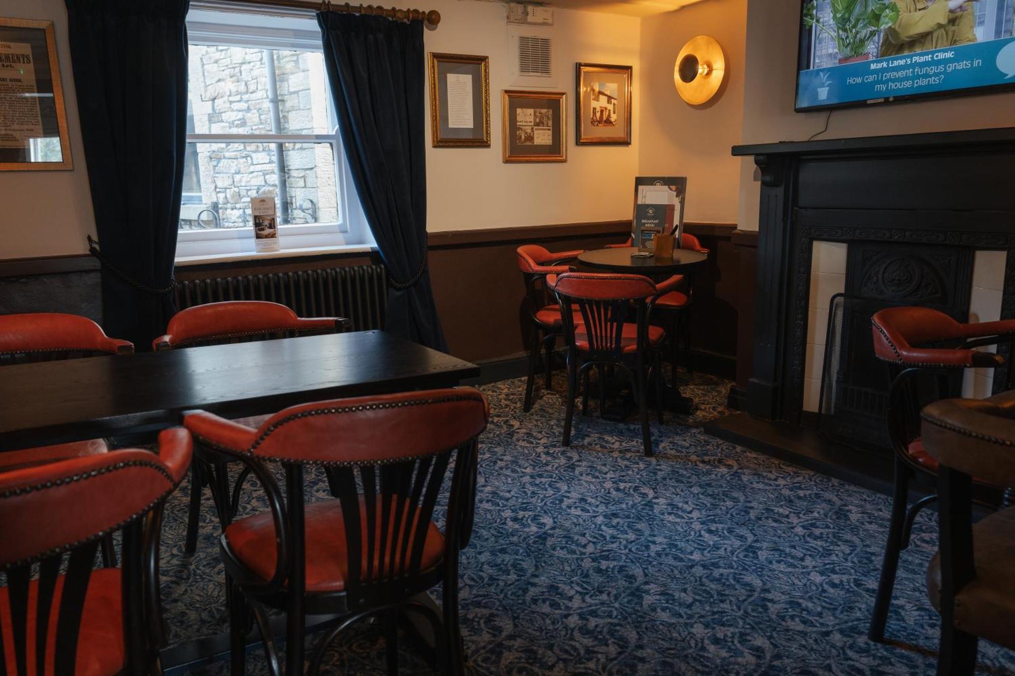 Black Dog Inn Bolton Exteriör bild
