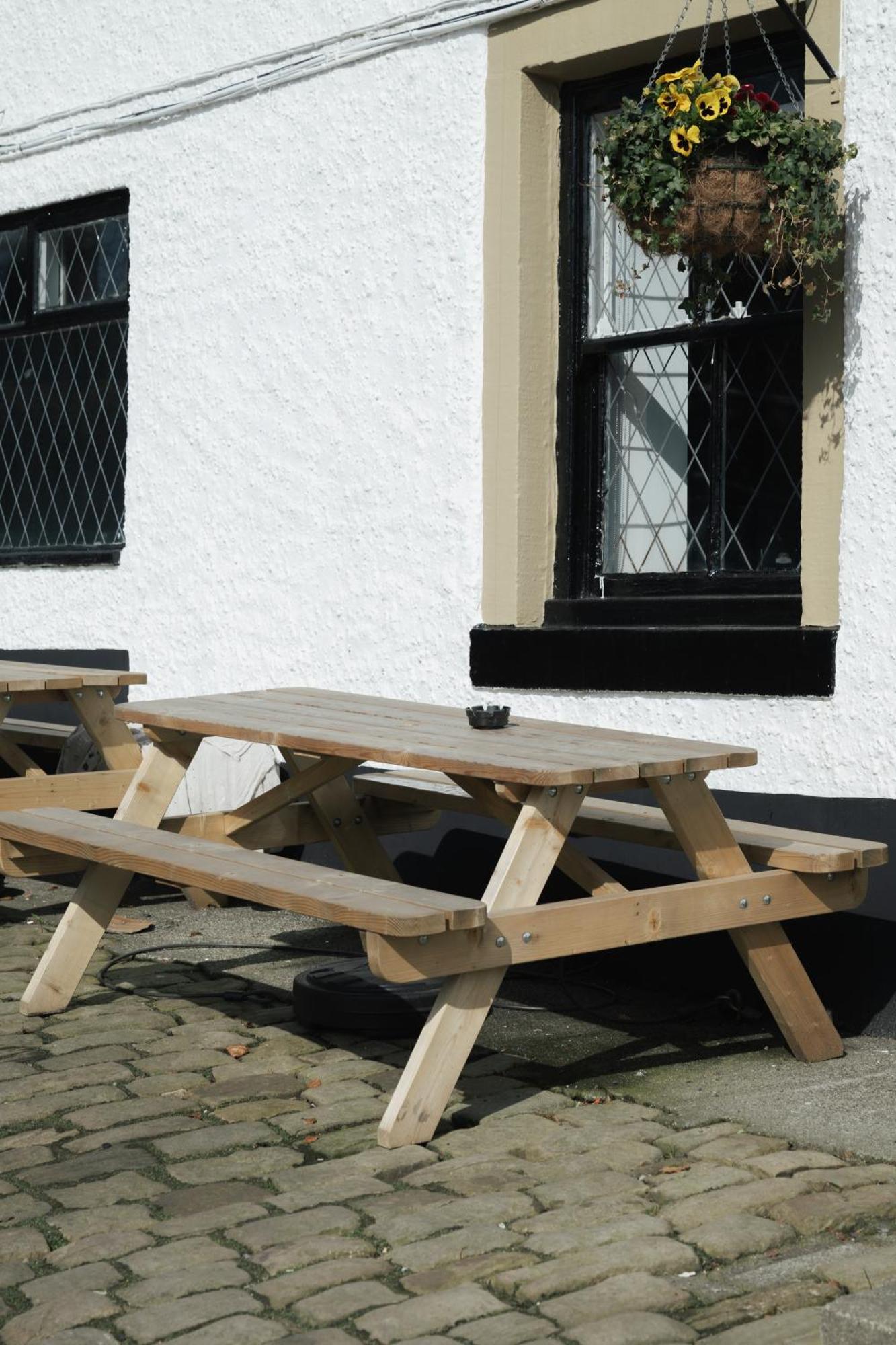 Black Dog Inn Bolton Exteriör bild